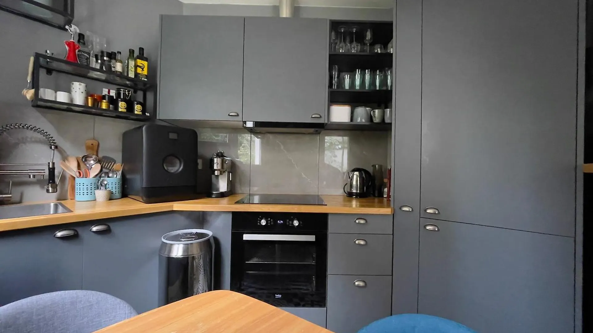 Appartamento Superbe Appartement Cote Jardin Parigi